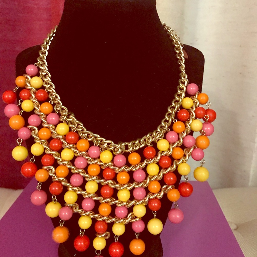 Statement necklace